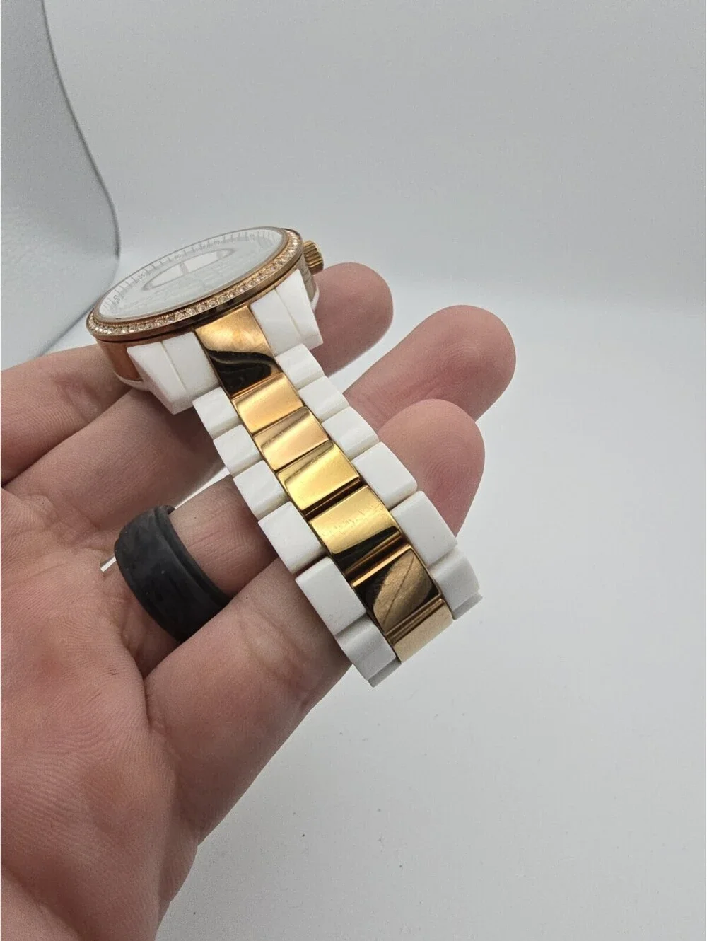 Michael Kors good working